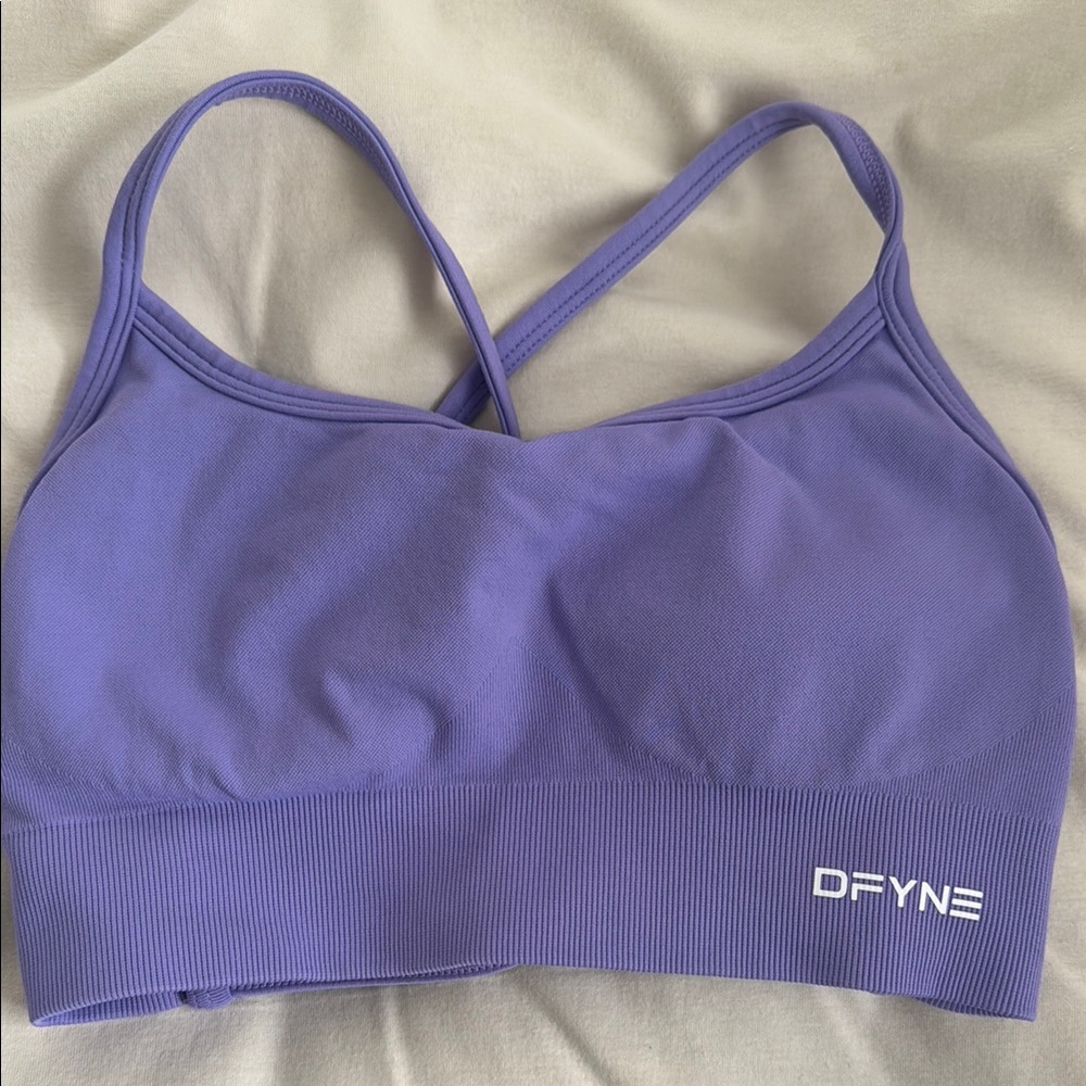 DFYNE Backless sports bra